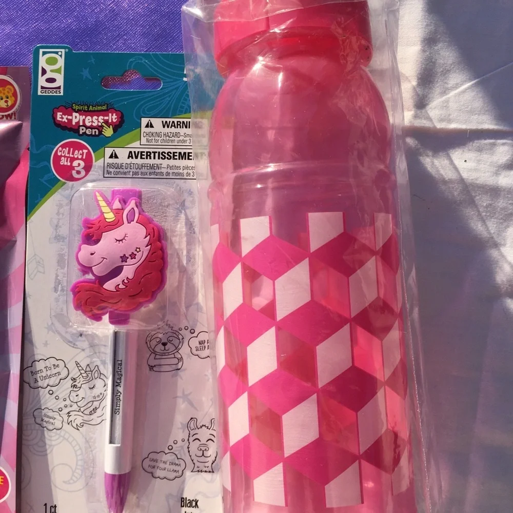 JEWERLY Unicorn GLOWS, water bottle & purse
